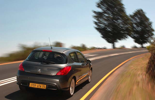 Peugeot 308 - rabljen napake težave okvare vpoklici