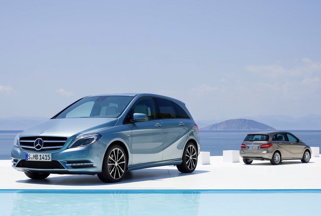 Mercedes-Benz razred B, pregled napak, težav, okvar in vpoklicev