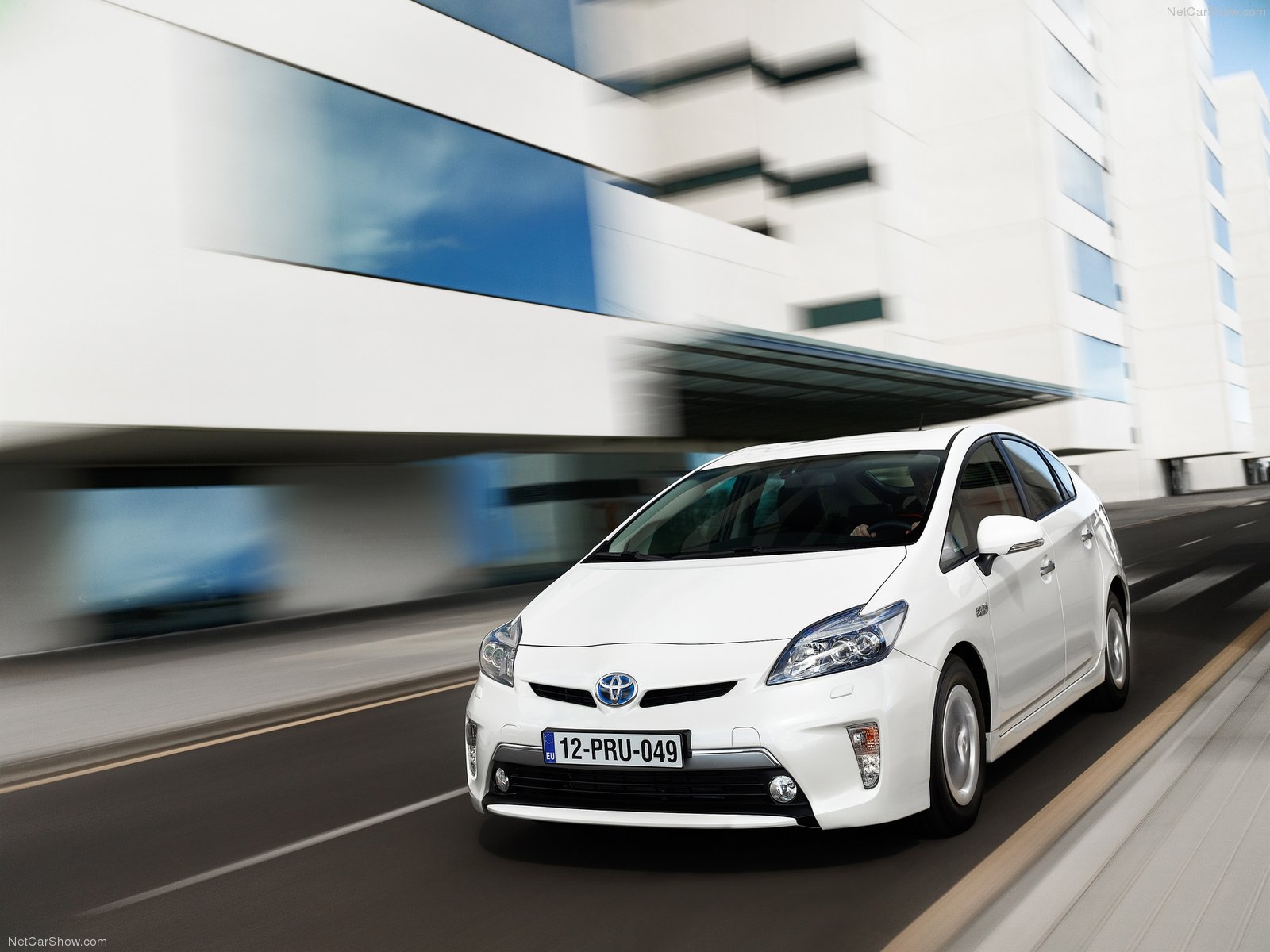 Toyota-Prius_napaka okvara tezava problem vpoklic zanesljivost nakup rabljenega