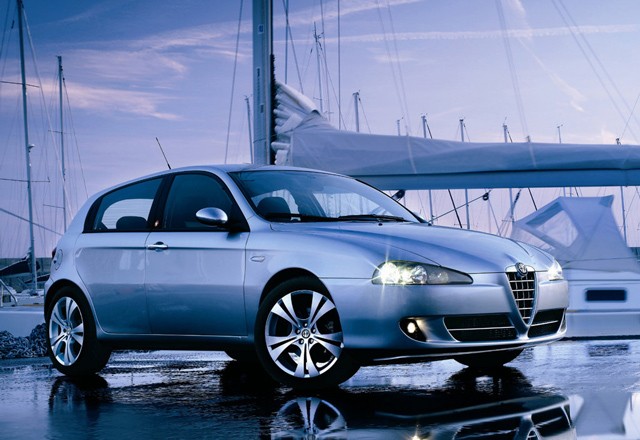 Alfa Romeo 147, pregled napak, težav, okvar in vpoklicev
