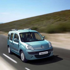 Renault kangoo rabljen napake težave okvare vpoklici